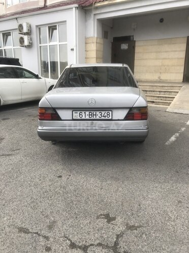 Mercedes E 200 1989, 177,438 km - 2.0 l - Bakı