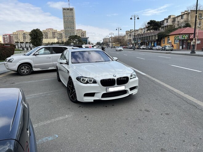 BMW M5 2012, 120,000 km - 4.4 l - Bakı
