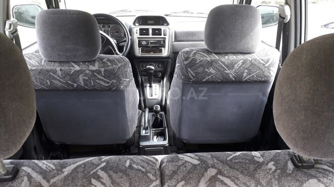 Mitsubishi Pajero io 1999, 330,000 km - 1.8 л - Astara