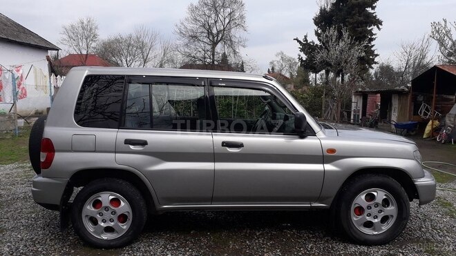 Mitsubishi Pajero io 1999, 330,000 km - 1.8 л - Astara