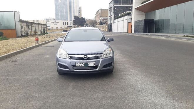 Opel Astra 2007, 196,000 km - 1.4 l - Bakı