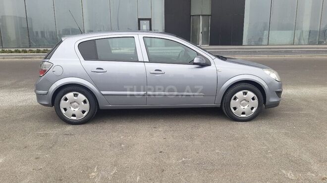 Opel Astra 2007, 196,000 km - 1.4 l - Bakı