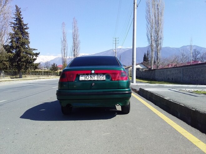 Volkswagen Polo 1995, 123,000 km - 1.6 л - Qax