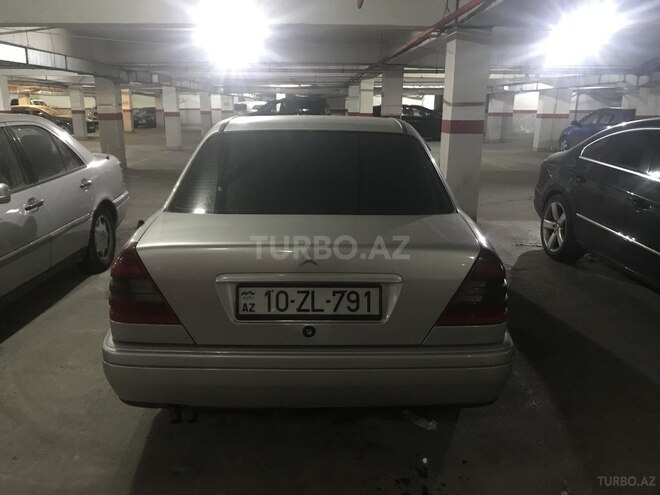 Mercedes C 180 1996, 323,000 km - 1.8 l - Bakı