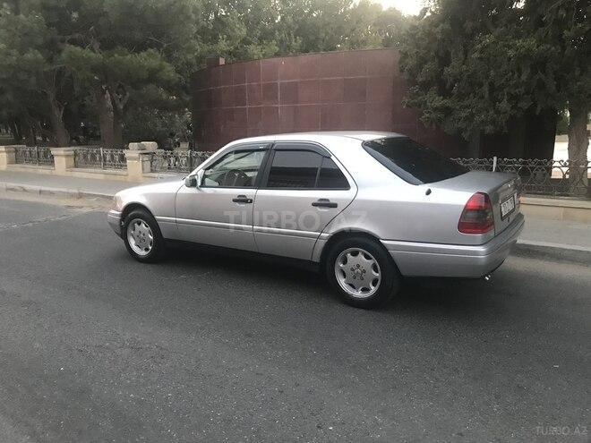 Mercedes C 180 1996, 323,000 km - 1.8 l - Bakı