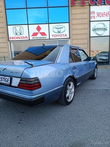Mercedes E 230 1990, 396,000 km - 2.3 л - Bakı