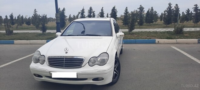 Mercedes C 240 2004, 271,000 km - 2.4 l - Sumqayıt