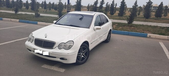 Mercedes C 240 2004, 271,000 km - 2.4 l - Sumqayıt