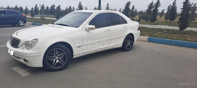 Mercedes C 240 2004, 271,000 km - 2.4 l - Sumqayıt