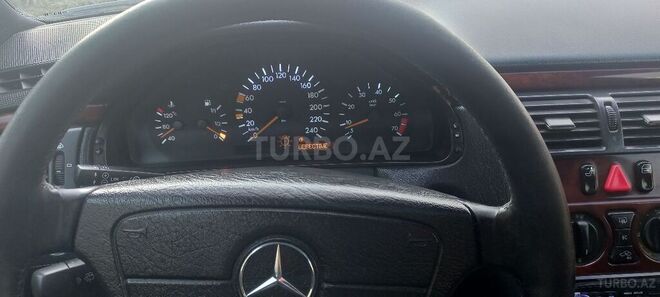 Mercedes C 240 1999, 327,000 km - 2.4 l - Şəmkir