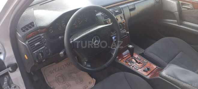 Mercedes C 240 1999, 327,000 km - 2.4 l - Şəmkir