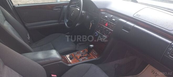 Mercedes C 240 1999, 327,000 km - 2.4 l - Şəmkir