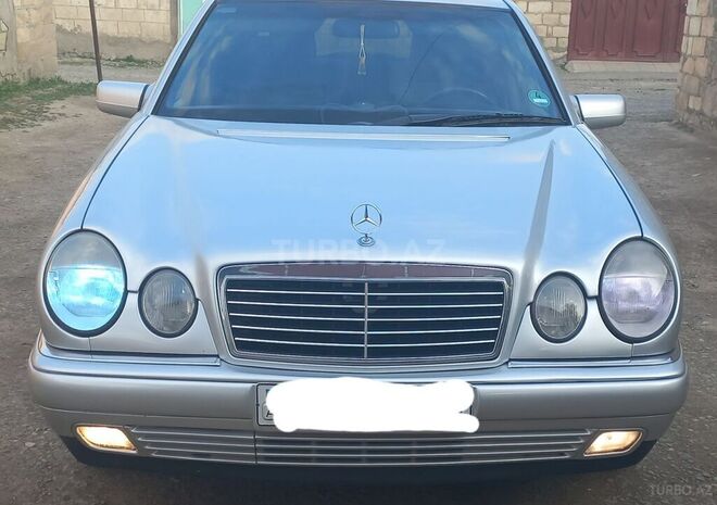 Mercedes C 240 1999, 327,000 km - 2.4 l - Şəmkir