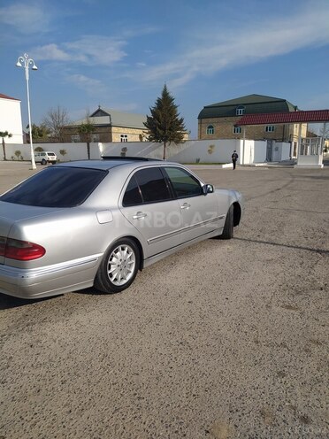 Mercedes E 270 2000, 380,000 km - 2.7 l - İmişli