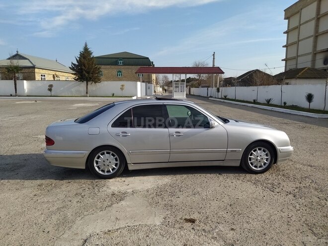 Mercedes E 270 2000, 380,000 km - 2.7 l - İmişli