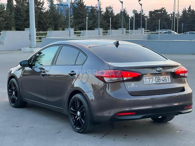 Kia Cerato 2017, 74,500 km - 2.0 l - Bakı
