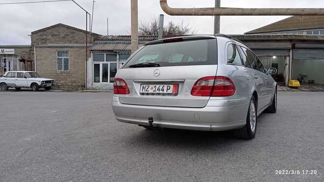 Mercedes E 220 2005, 190,000 km - 2.2 l - Bakı