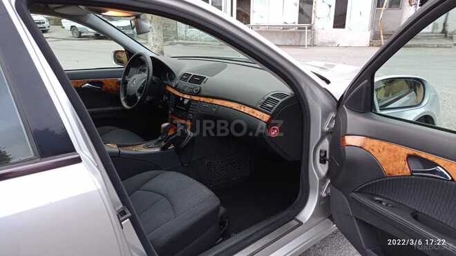 Mercedes E 220 2005, 190,000 km - 2.2 l - Bakı