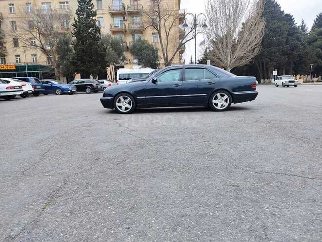 Mercedes E 220 1999, 460,000 km - 2.2 l - Sumqayıt