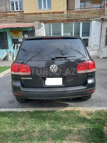 Volkswagen Touareg 2004, 285,640 km - 3.2 l - Bakı