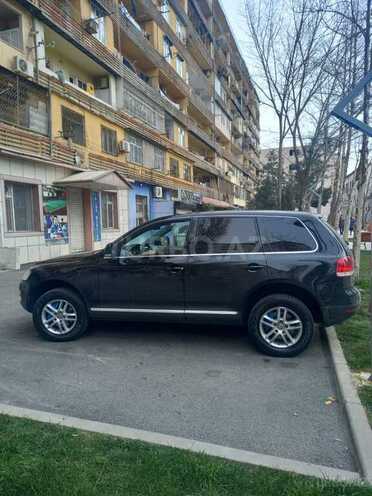 Volkswagen Touareg 2004, 285,640 km - 3.2 l - Bakı