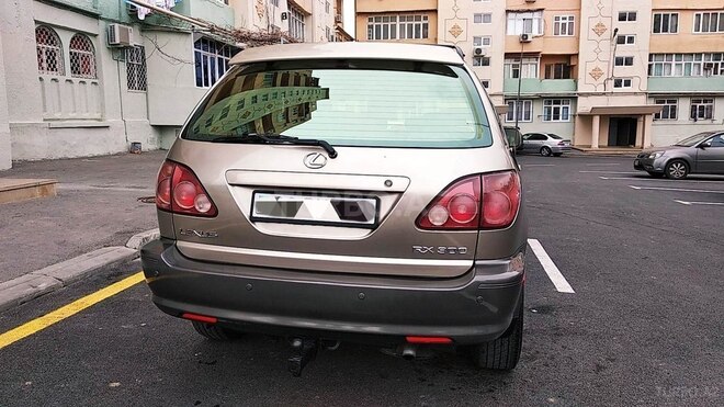 Lexus RX 300 2000, 302,000 km - 3.0 l - Bakı
