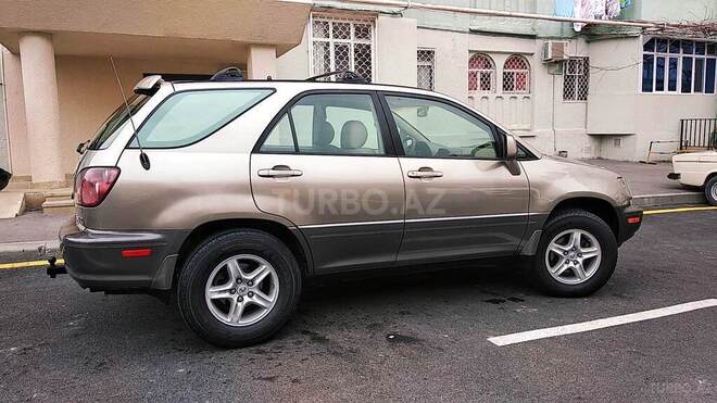 Lexus RX 300 2000, 302,000 km - 3.0 l - Bakı