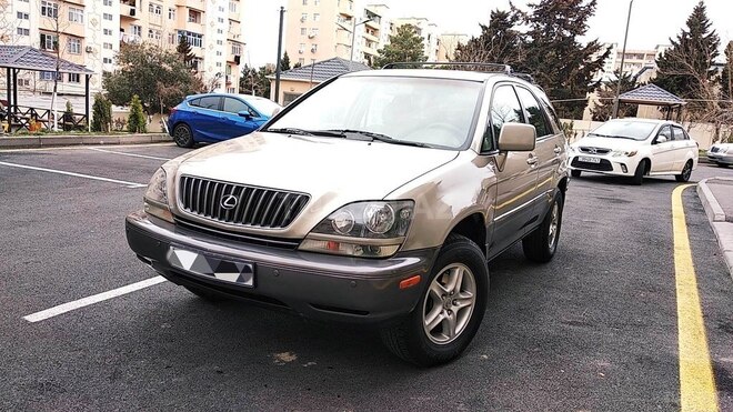 Lexus RX 300 2000, 302,000 km - 3.0 l - Bakı
