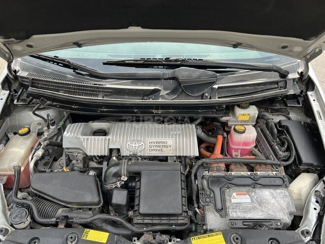Toyota Prius 2010, 238,000 km - 1.8 л - Bakı