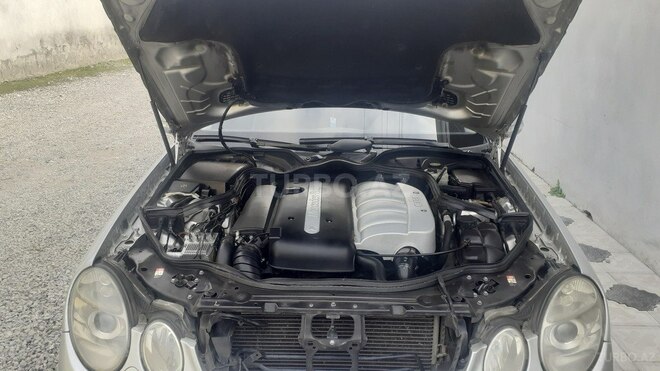 Mercedes E 220 2002, 305,000 km - 2.2 л - Bərdə