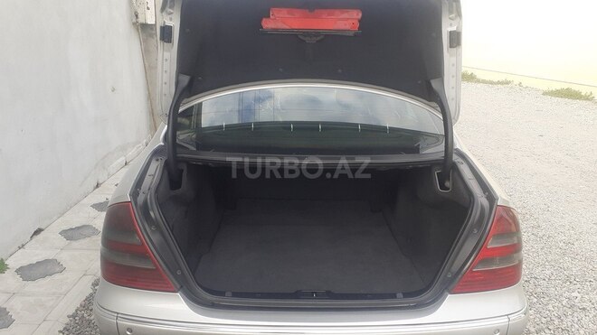Mercedes E 220 2002, 305,000 km - 2.2 л - Bərdə
