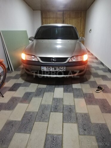 Opel Vectra 1995, 444,444 km - 2.0 l - Bakı