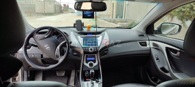 Hyundai Elantra 2013, 175,000 km - 1.8 l - Bakı