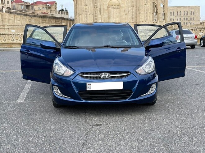 Hyundai Accent 2015, 100,000 km - 1.6 l - Bakı
