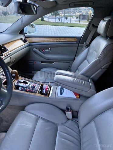 Audi A8 2009, 205,000 km - 3.2 l - Bakı