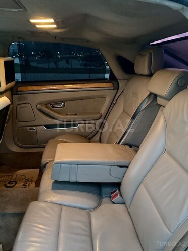 Audi A8 2009, 205,000 km - 3.2 l - Bakı