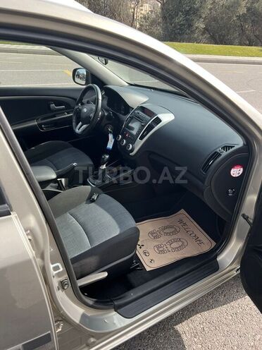 Kia Ceed 2010, 112,500 km - 1.4 л - Bakı