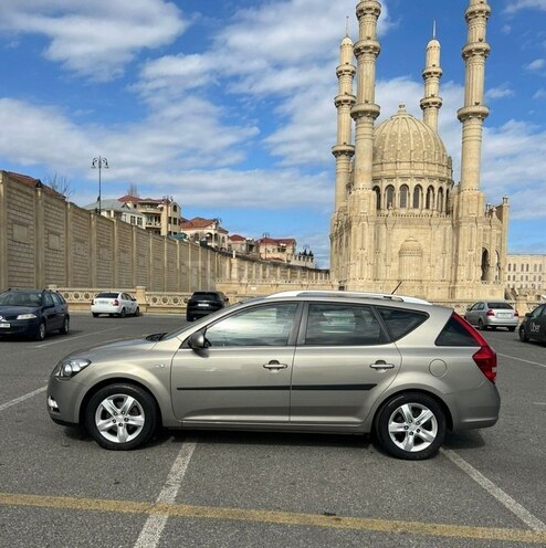 Kia Ceed 2010, 112,500 km - 1.4 л - Bakı