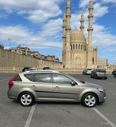 Kia Ceed 2010, 112,500 km - 1.4 л - Bakı