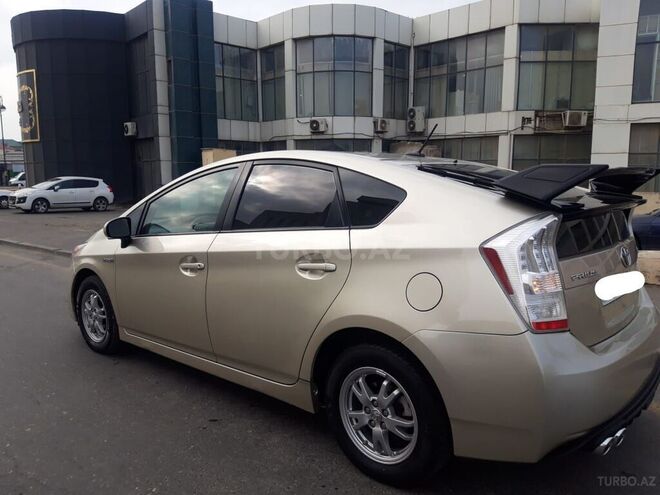 Toyota Prius 2010, 176,000 km - 1.8 l - Bakı