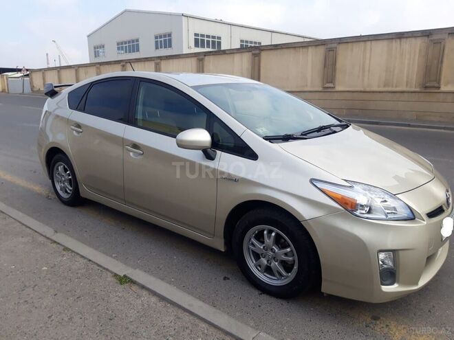 Toyota Prius 2010, 176,000 km - 1.8 l - Bakı