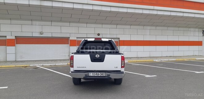 Nissan Navara 2015, 169,068 km - 2.5 l - Bakı