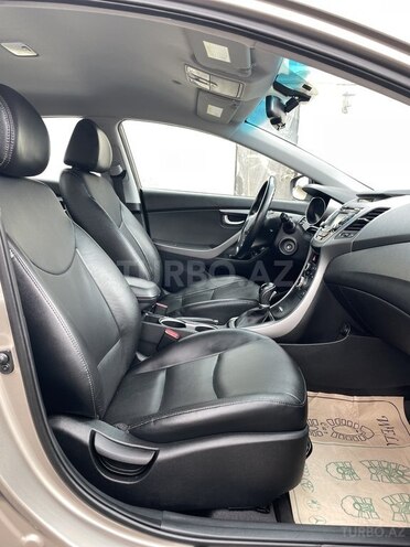 Hyundai Elantra 2014, 106,000 km - 1.8 l - Bakı