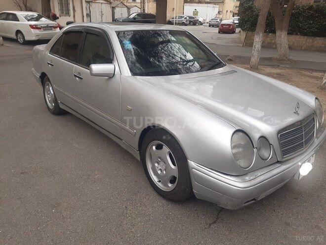 Mercedes E 320 1997, 211,100 km - 3.2 л - Bakı