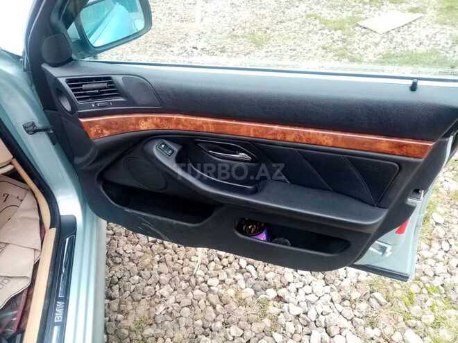 BMW 528 1998, 280,000 km - 2.8 l - Sumqayıt