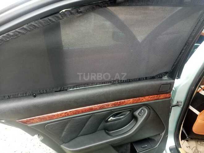 BMW 528 1998, 280,000 km - 2.8 l - Sumqayıt