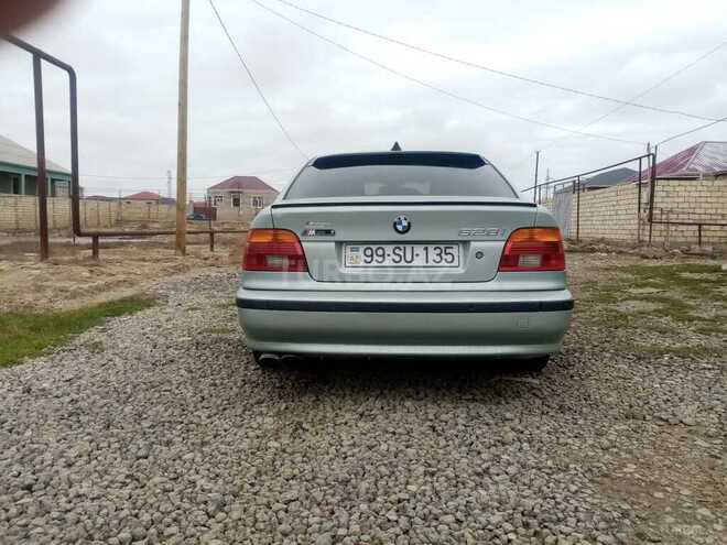 BMW 528 1998, 280,000 km - 2.8 l - Sumqayıt