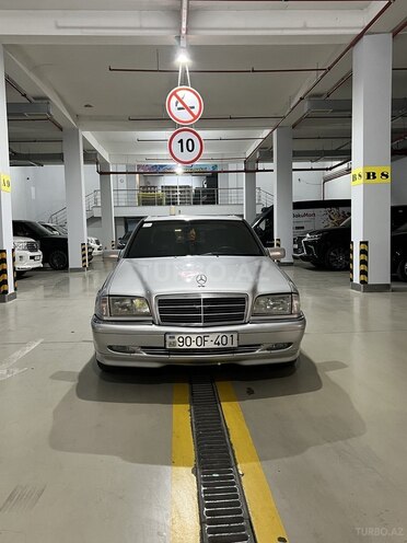 Mercedes C 200 2000, 428,185 km - 2.0 l - Bakı