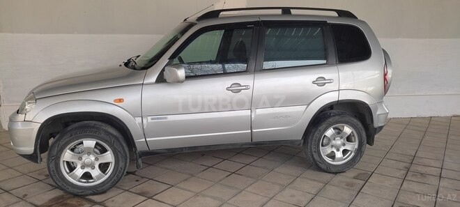 Chevrolet Niva 2009, 350,000 km - 1.7 л - Ağdam