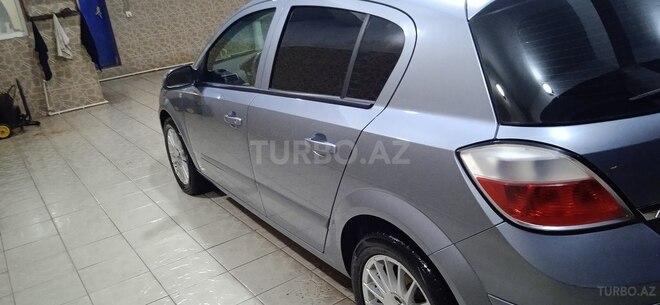 Opel Antara 2006, 180,000 km - 1.4 l - Gəncə